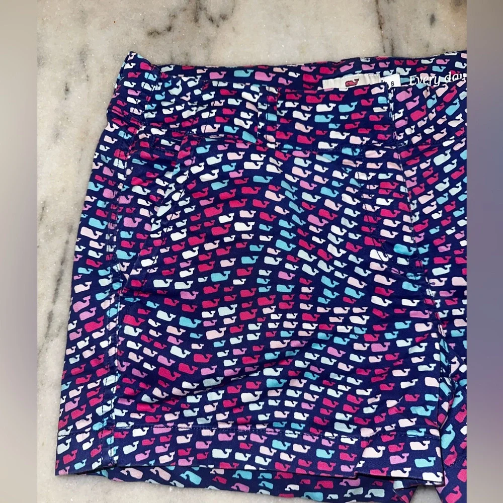 EUC Vineyard Vines Size 6 Women's Multicolor Patterned Shorts‎